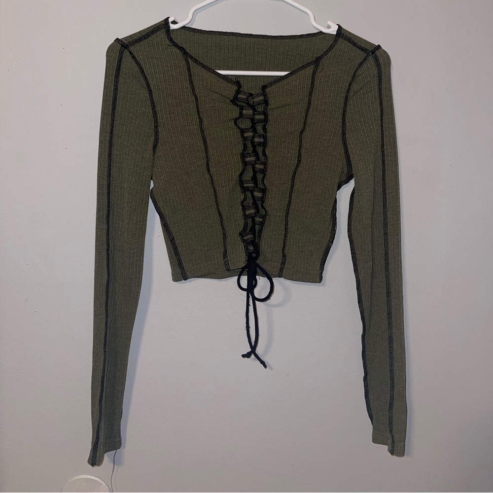 Crop top tie front